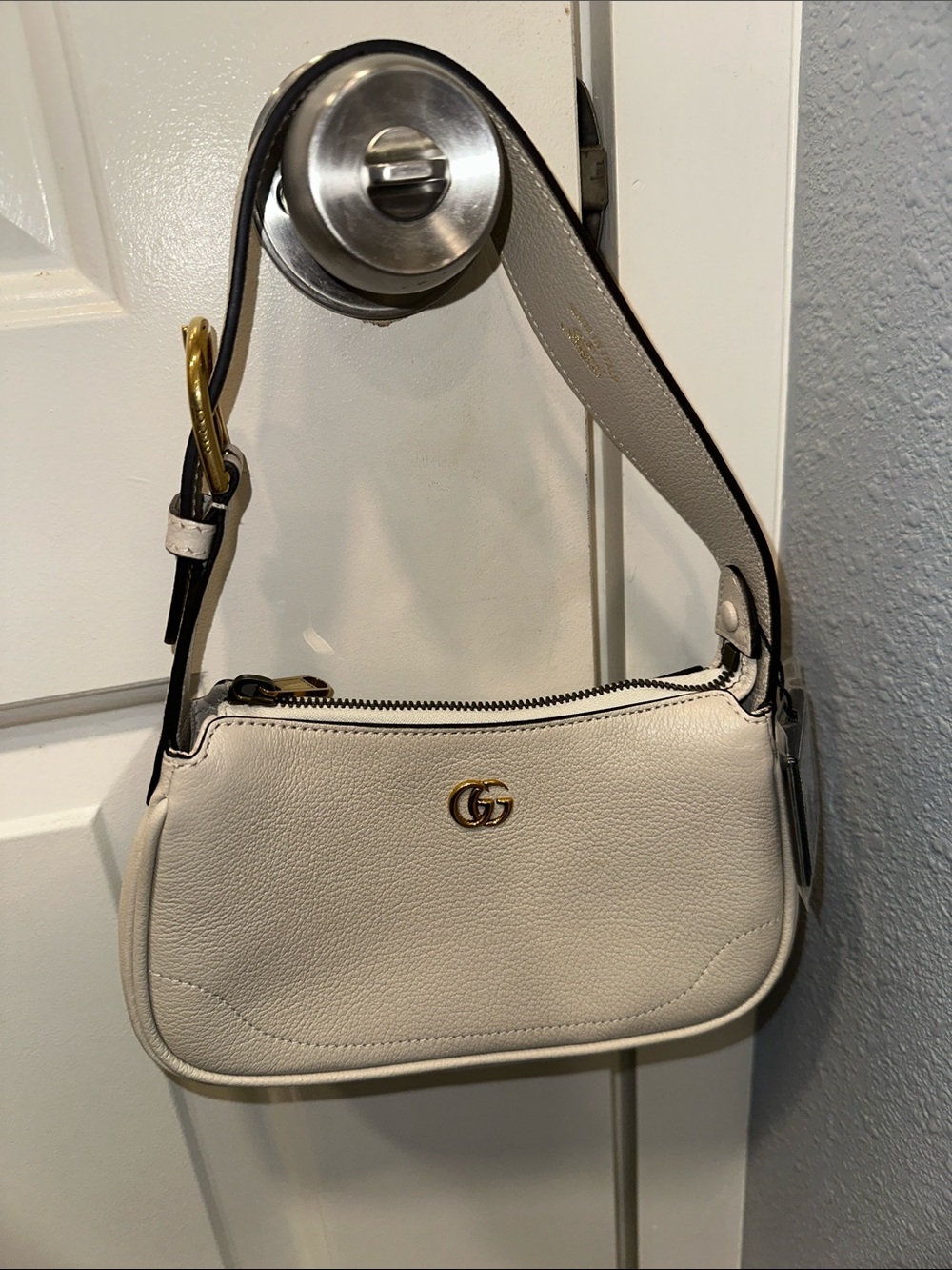 Gucci White Leather Aphrodite GG Marmont Shoulder Bag